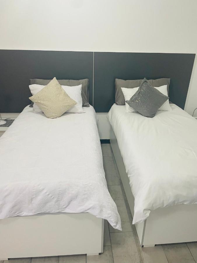 Moh Ville Guest House Maseru Buitenkant foto